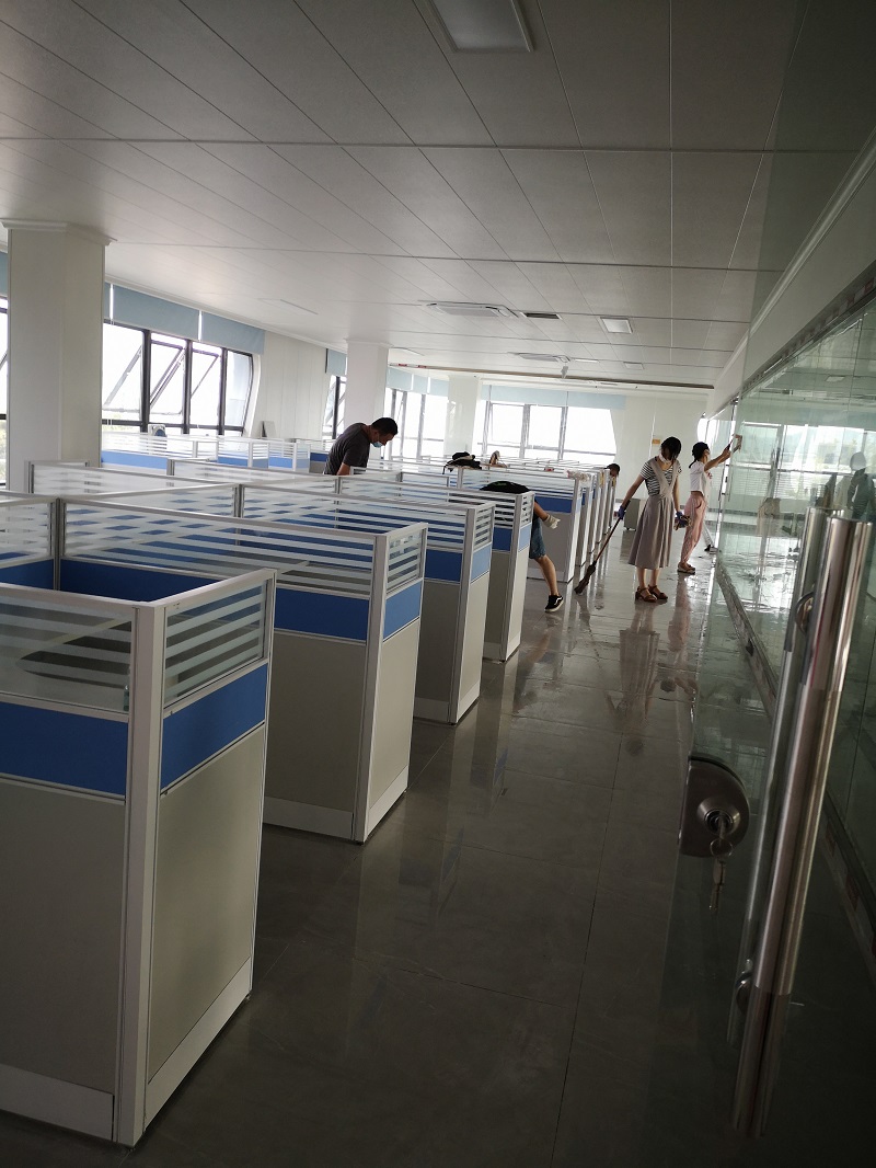 2020.8打掃衛(wèi)生，為搬遷做準備.jpg